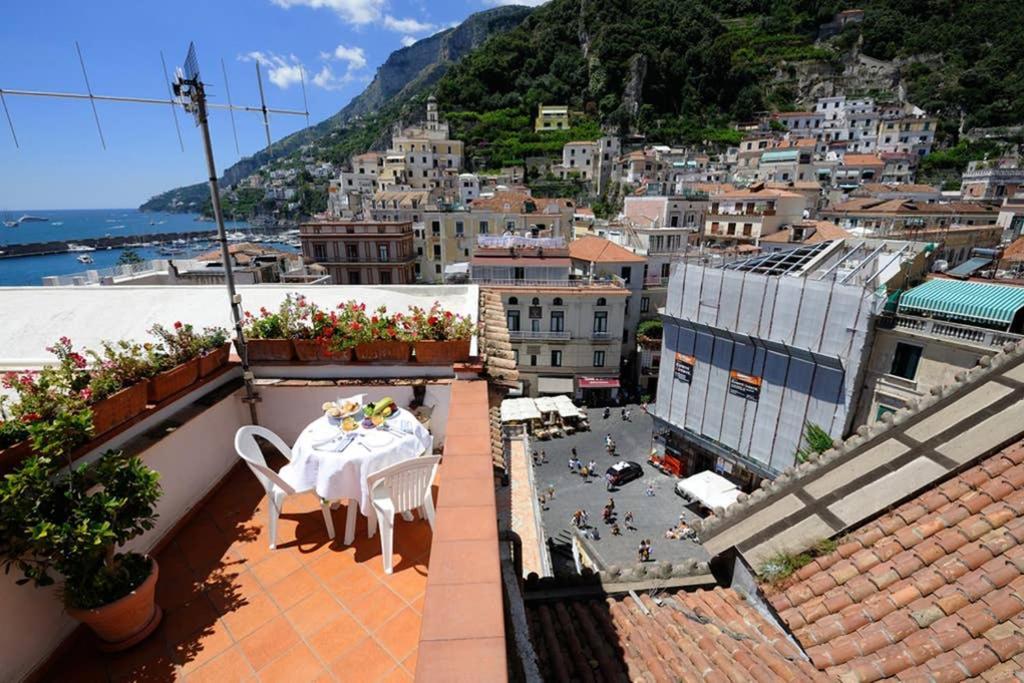 Mamma Rosanna - Apartment In Amalfi With Terrace Eksteriør billede
