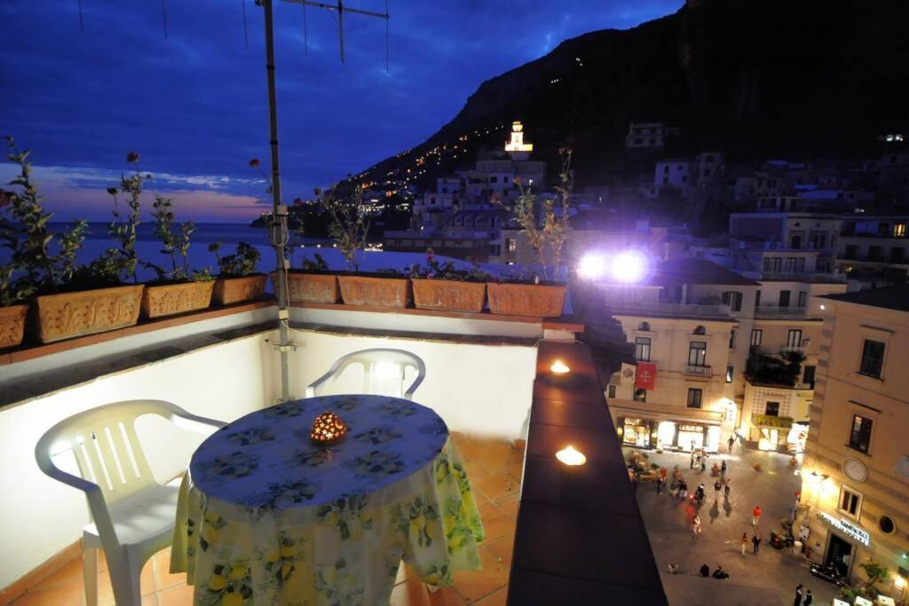 Mamma Rosanna - Apartment In Amalfi With Terrace Eksteriør billede